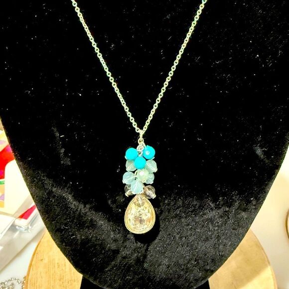 Elegant Silver Necklace with Blue and Clear Accents - Picture 1 of 3